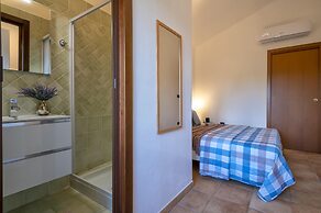 Sardinia Re - Villa Gialla