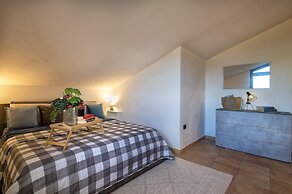 Sardinia Re - Villa Gialla