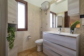 Sardinia Re - Villa Gialla