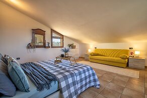 Sardinia Re - Villa Gialla