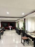 Hotel Rajwada Inn & club