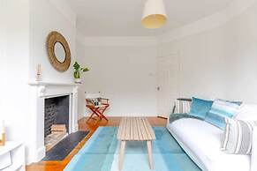 Serene & Stylish 1BD Flat - Tooting Bec!