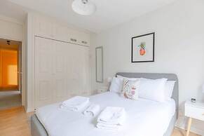 Serene & Stylish 1BD Flat - Tooting Bec!