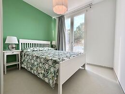 Stunning Villa With Pool and Lagoon View