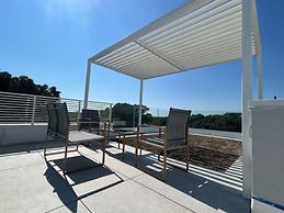 Stunning Villa With Pool and Lagoon View