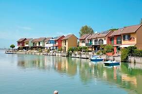 Stunning Villa With Pool and Lagoon View