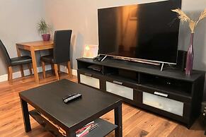 Spacious 1BD Flat - 4 Mins to Regent's Canal!