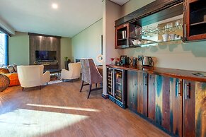 Shekinah Lion and Game Lodge