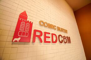 RED SUBMARINE - Hostel