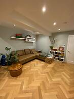 Gorgeous 2BD Flat - 5 Mins to Clapham Junction!