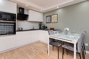 Apartment Gdańsk With Balcony by Renters