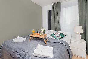 Apartment Gdańsk With Balcony by Renters