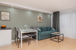 Apartment Gdańsk With Balcony by Renters