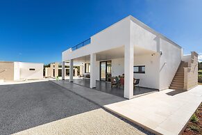 3670 Villa Perlaianca by Perle di Puglia