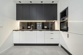 Apartment Close to the River by Renters