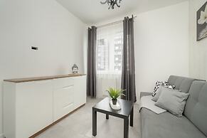 Apartment Close to the River by Renters