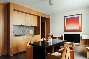 Edgar Suites Bouchardon