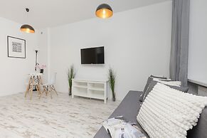 Gagarina Apartment Warsaw by Renters