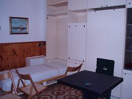 Studio With Lovely Terrace 200 m From the Beach