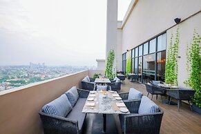 Rhythm Gurugram, Hotel & Suites, Sohna Road