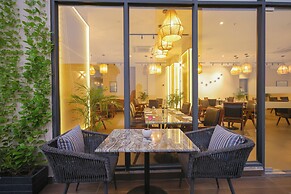 Rhythm Gurugram, Hotel & Suites, Sohna Road