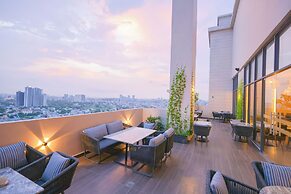 Rhythm Gurugram, Hotel & Suites, Sohna Road