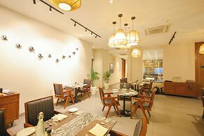 Rhythm Gurugram, Hotel & Suites, Sohna Road