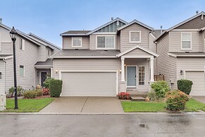 Hillsboro Vacation Rental ~ 19 Mi to Portland!