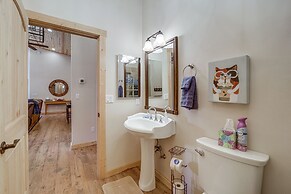 Airy Pine Cabin w/ Wraparound Deck Near Trails!