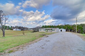 Quiet Albany Retreat Near Dale Hollow Lake!