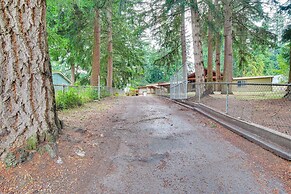Game Room, Hot Tub & Mtn View: Bonney Lake Retreat