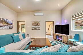 Game Room, Hot Tub & Mtn View: Bonney Lake Retreat