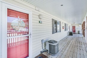 Osage Beach Condo: Boat Slip & Pool Access!