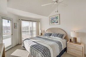 Osage Beach Condo: Boat Slip & Pool Access!