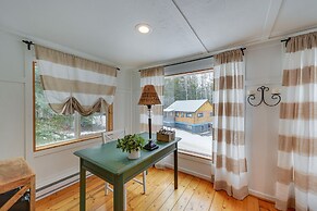 Dreamy Alpine Cabin w/ Hot Tub, Fireplace & More!