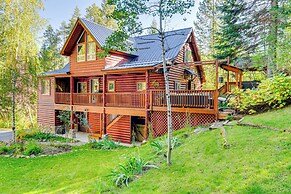 Dreamy Alpine Cabin w/ Hot Tub, Fireplace & More!
