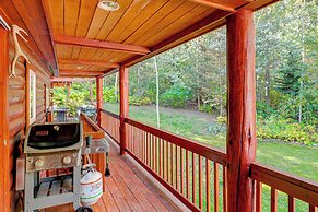 Dreamy Alpine Cabin w/ Hot Tub, Fireplace & More!