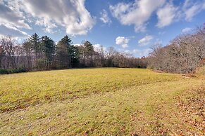 Rustic Fancy Gap Cabin w/ Blue Ridge Parkway Views