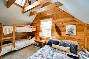 Rustic Fancy Gap Cabin w/ Blue Ridge Parkway Views