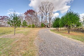 Rustic Fancy Gap Cabin w/ Blue Ridge Parkway Views