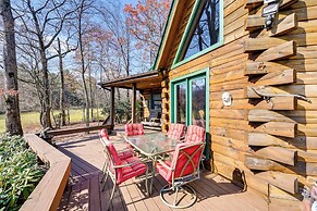 Rustic Fancy Gap Cabin w/ Blue Ridge Parkway Views