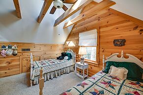 Rustic Fancy Gap Cabin w/ Blue Ridge Parkway Views