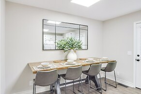 Modern Townhome: Walk to Tennessee Tech University