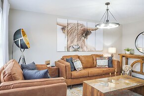 Modern Townhome: Walk to Tennessee Tech University