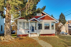 Downtown Red Lodge Home - 8 Mi to Skiing!