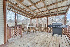 Quiet Port Royal Home w/ Deck, Near Juniata River!