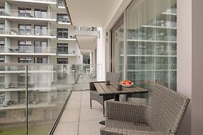 Apartment on the Coast by Renters