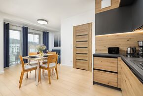 Apartment on the Coast by Renters