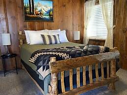 2410 - Oak Knoll Duplex Studio #12 1 Bedroom Cabin by RedAwning