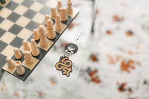 Downtown Light-Filled Retreat